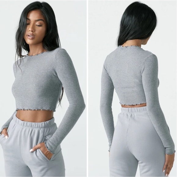🆕JOAH BROWN LONG SLEEVE SCALLOPED CREWNECK CROP TOP S/M NWT - Picture 4 of 4